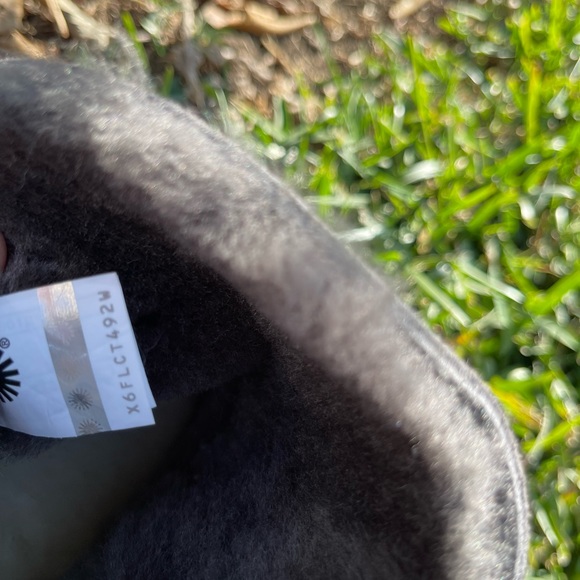 Ug Aubrielle Grey winter Boots size 9 brand New - Picture 7 of 9